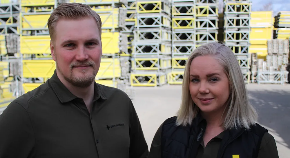 252042 Plus Montage_01