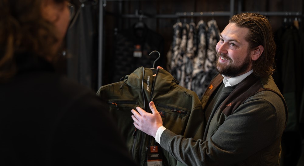 252068 Lock & Load_02