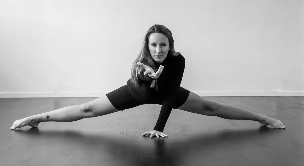 253066 Artistique Dance & Perform_01