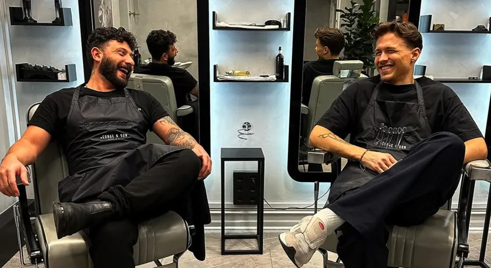 253057 George & Son Barbershop_01