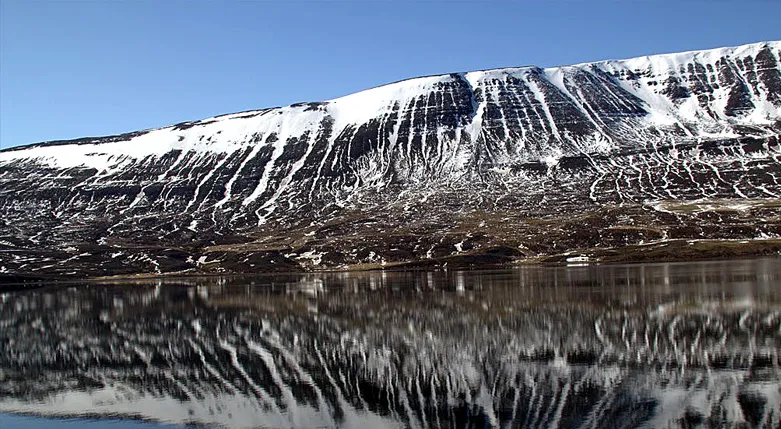 132049islandiaresor3