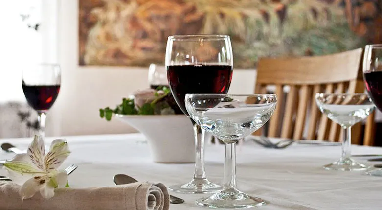 144084---Hotell-Freden1