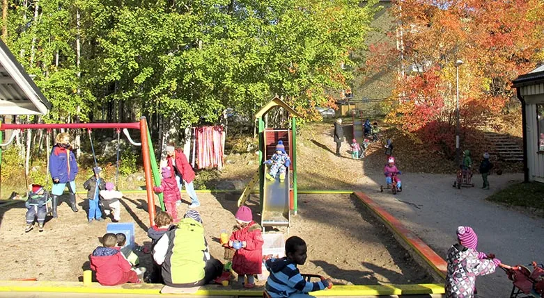 142039W-tallgardensForskola2