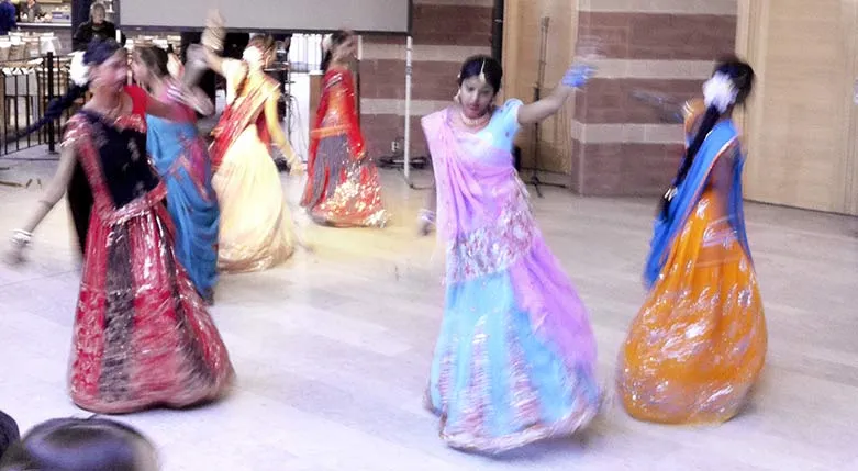 151043-folketshusHallunda1