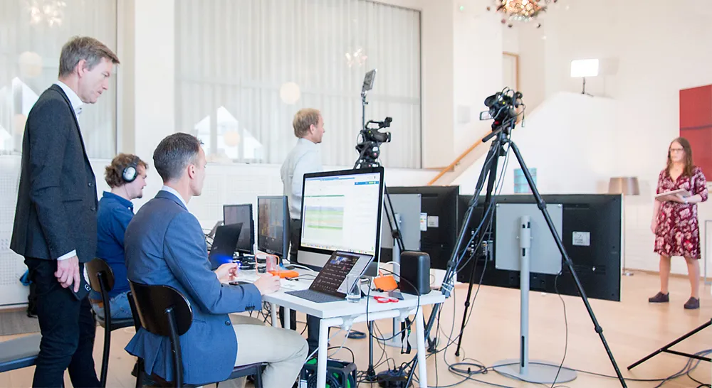 EM_intelliger_slider01