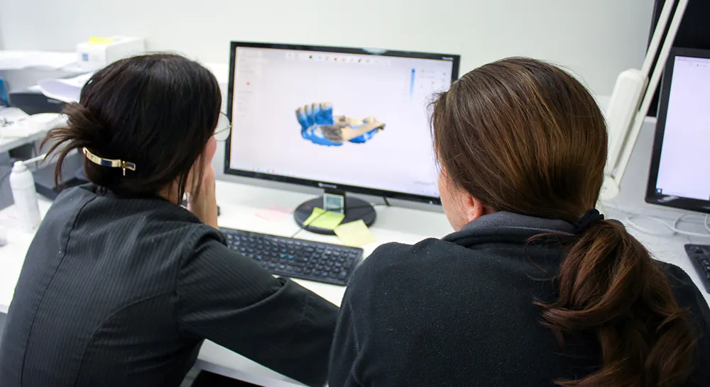 EM_elanders-dental_03