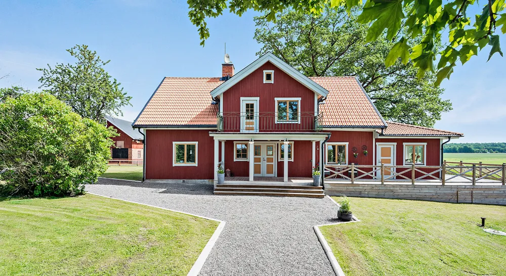 EM_Eklunds Fastighetsma¨kleri _01