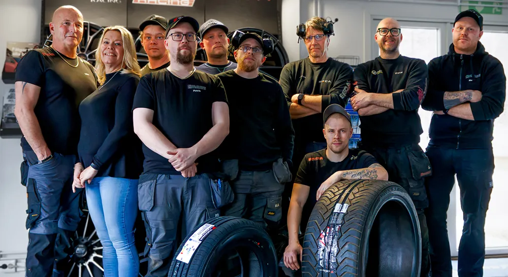 EM_Solings Da¨ck & Bilservice_01