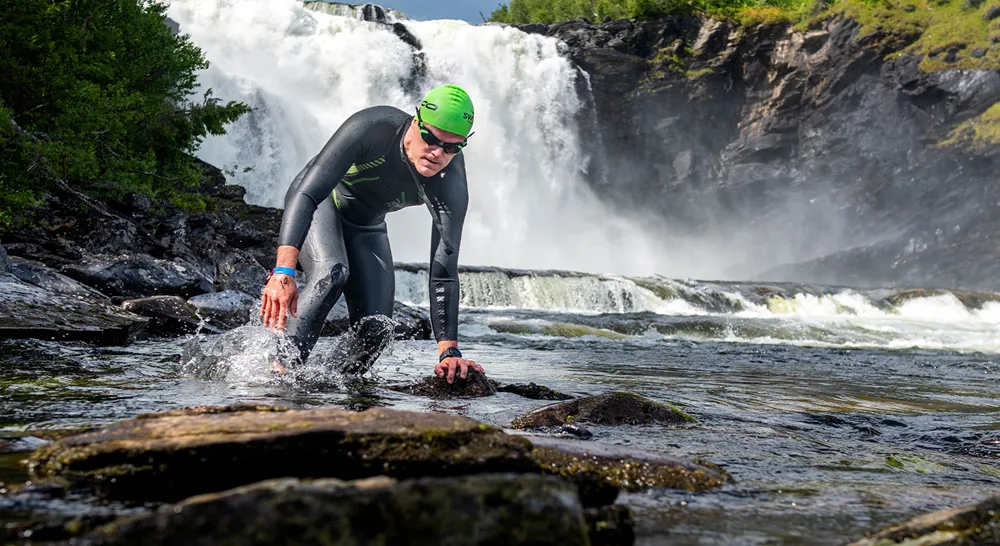 EM_XTRI World Tour_01