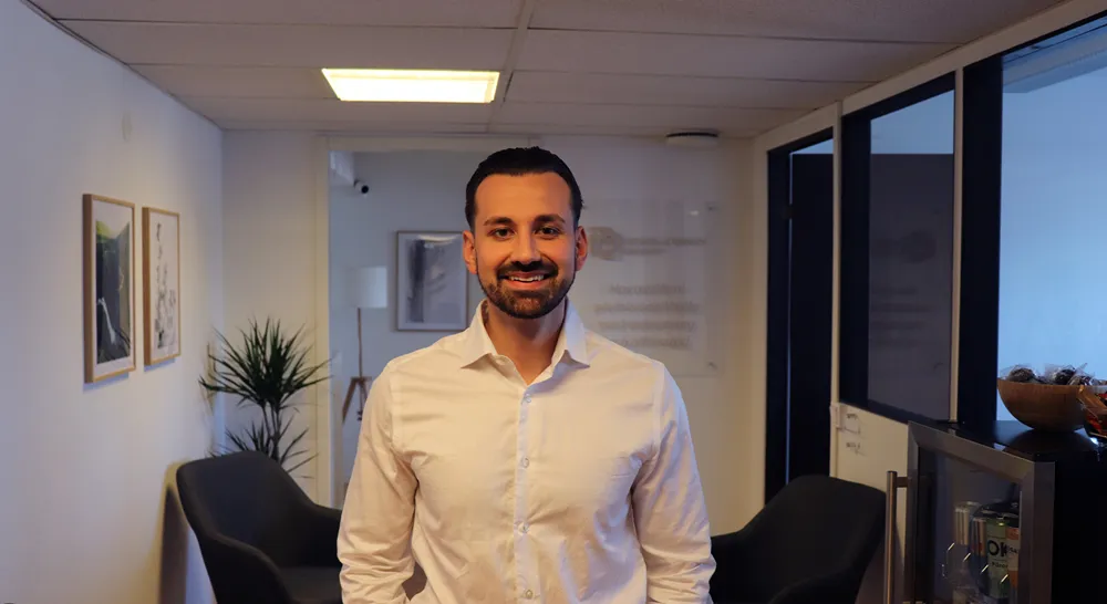 EM_BD Consultancy Group_01